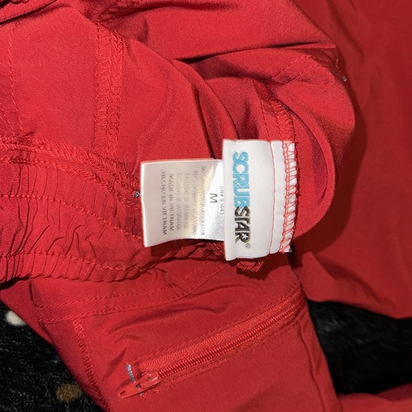 ScrubStar Set: Top Large Bottoms Medium Beautiful Red Color - Picture 8 of 9